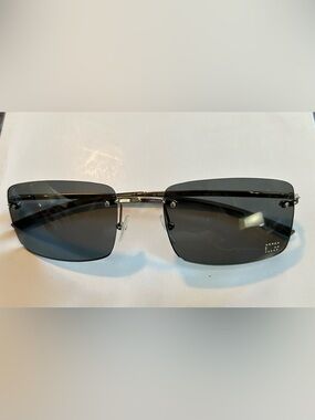 Gucci Rimless Rectangle Sunglasses - Black Lenses